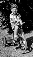 Donald at about6 yrs in Russell St, Invercargill, 1958